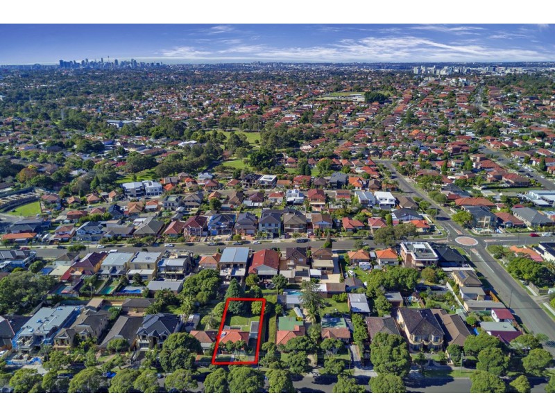 18 Ryrie Road, Earlwood NSW 2206