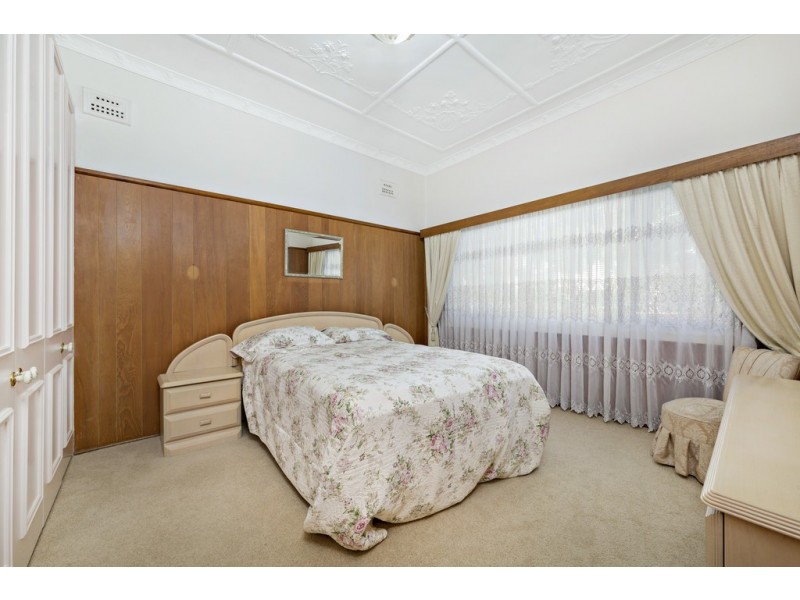 18 Ryrie Road, Earlwood NSW 2206