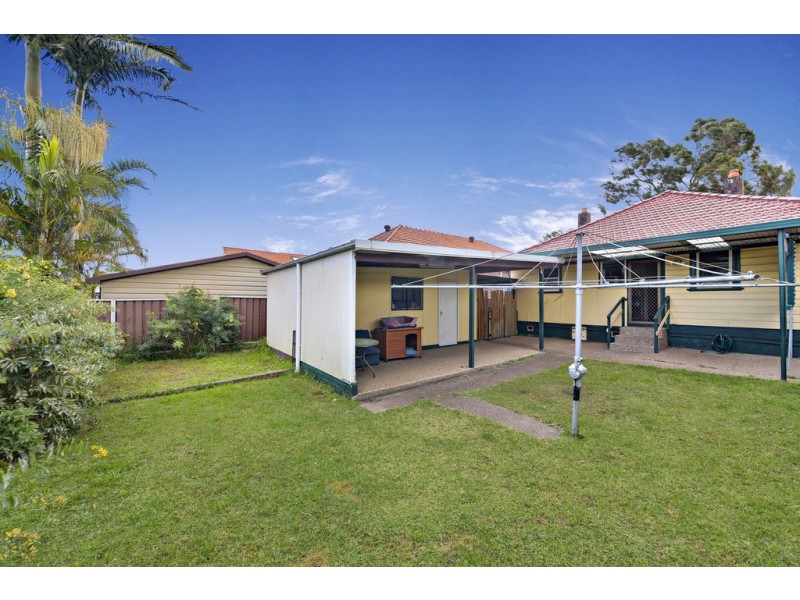 33 Linthorn Avenue, Croydon Park NSW 2133