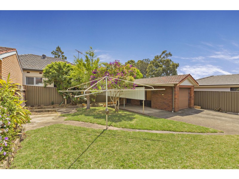 19 Jay Avenue, Belfield NSW 2191