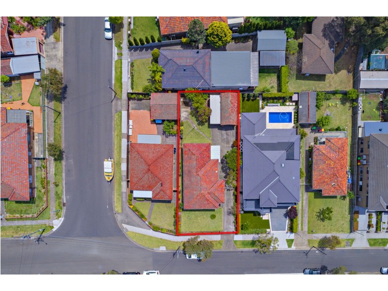 19 Jay Avenue, Belfield NSW 2191