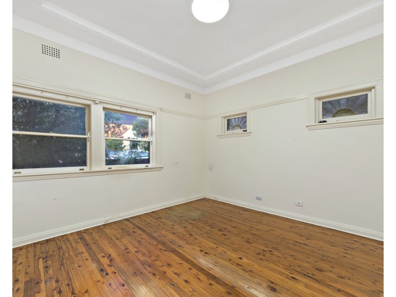 19a Robinson street, Croydon NSW 2132