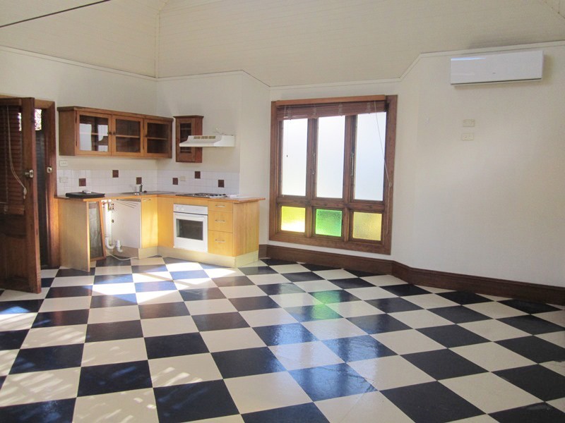 8a Barney St, enter from Millar St, Drummoyne NSW 2047