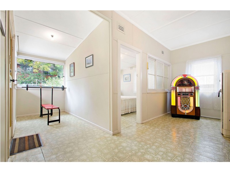 8 Wentworth Street, Croydon Park NSW 2133