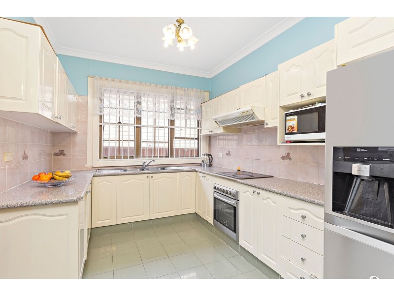 24 Raymond Street East, Lidcombe NSW 2141