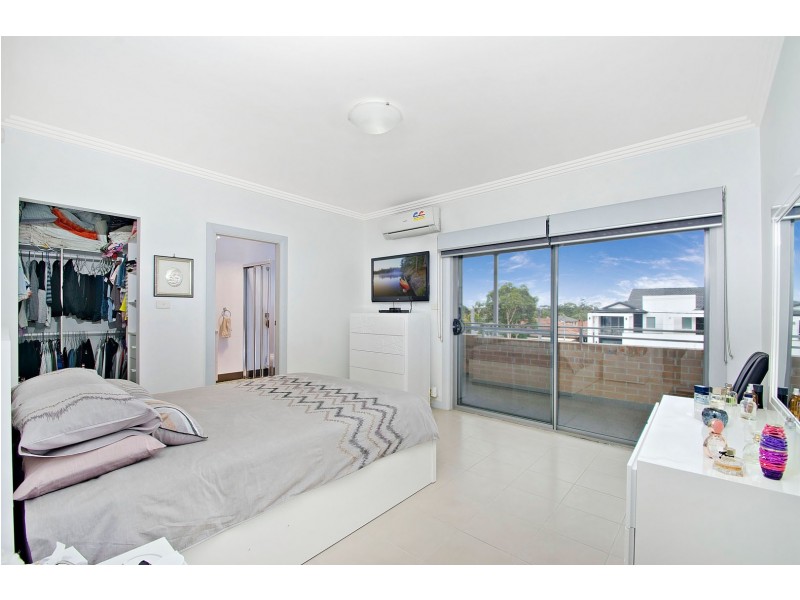 12 Rawson Road, Greenacre NSW 2190