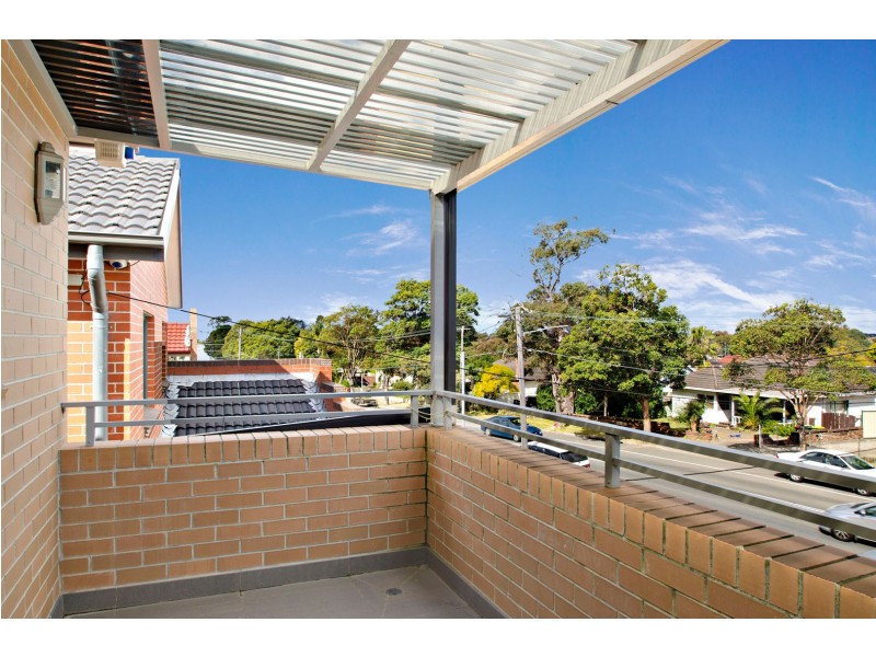 12 Rawson Road, Greenacre NSW 2190