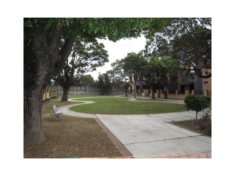 9/33 Eastbourne Road, Homebush West NSW 2140