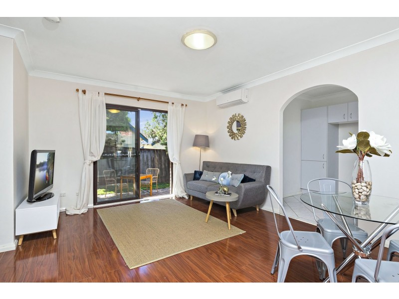 6/4 Llewellyn Street, Rhodes NSW 2138