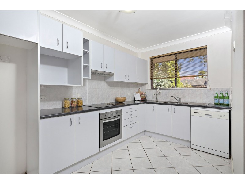 6/4 Llewellyn Street, Rhodes NSW 2138
