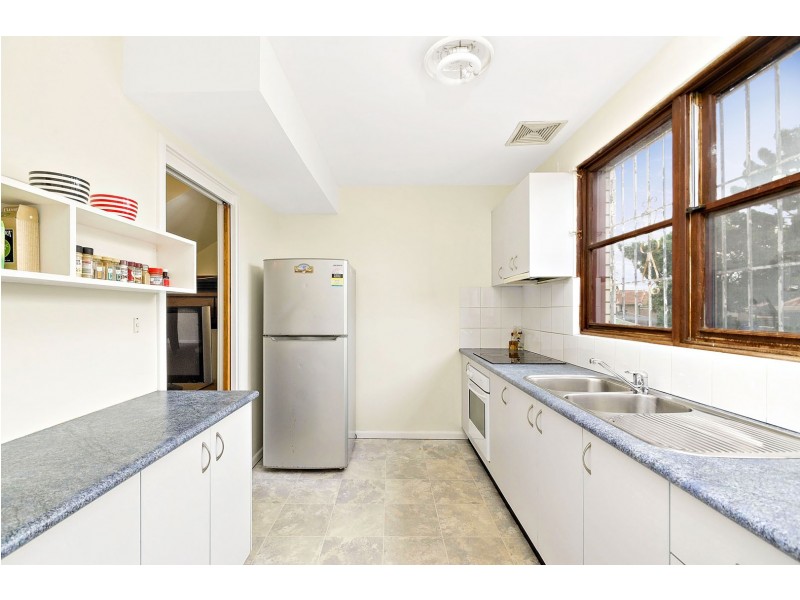 2/60a Lucas Road, Burwood NSW 2134