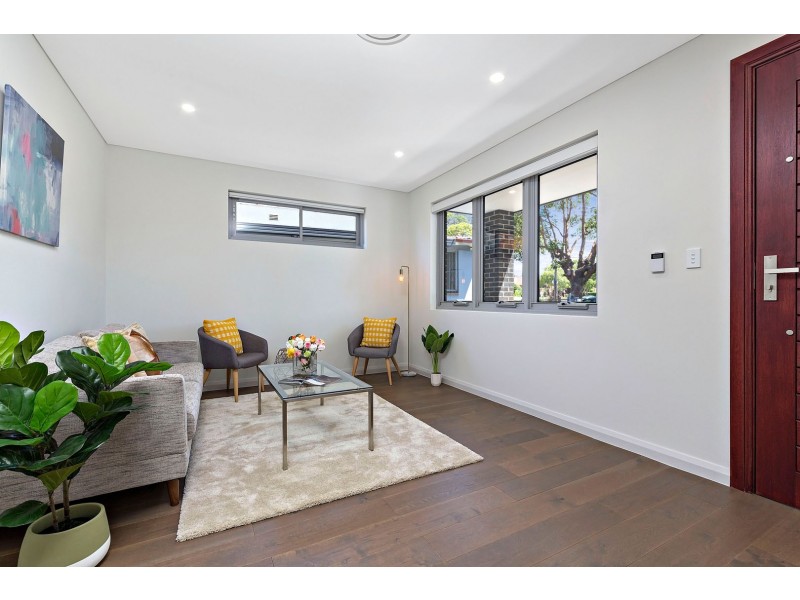 4 Roslyn Street, Ashbury NSW 2193