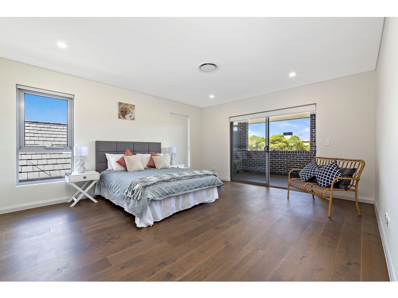 4 Roslyn Street, Ashbury NSW 2193