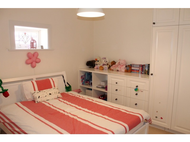 5 Manning Ave, Strathfield South NSW 2136