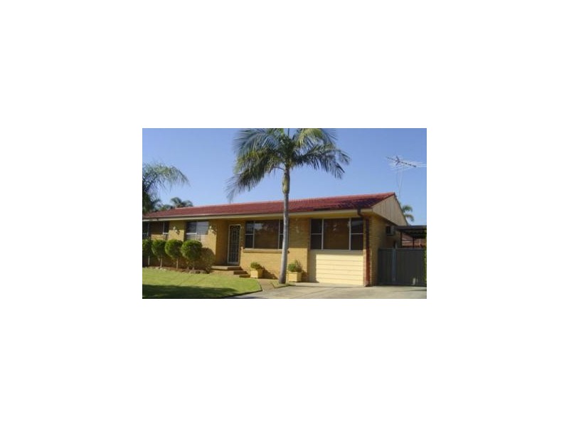 17 Kurrajong Avenue, Georges Hall NSW 2198