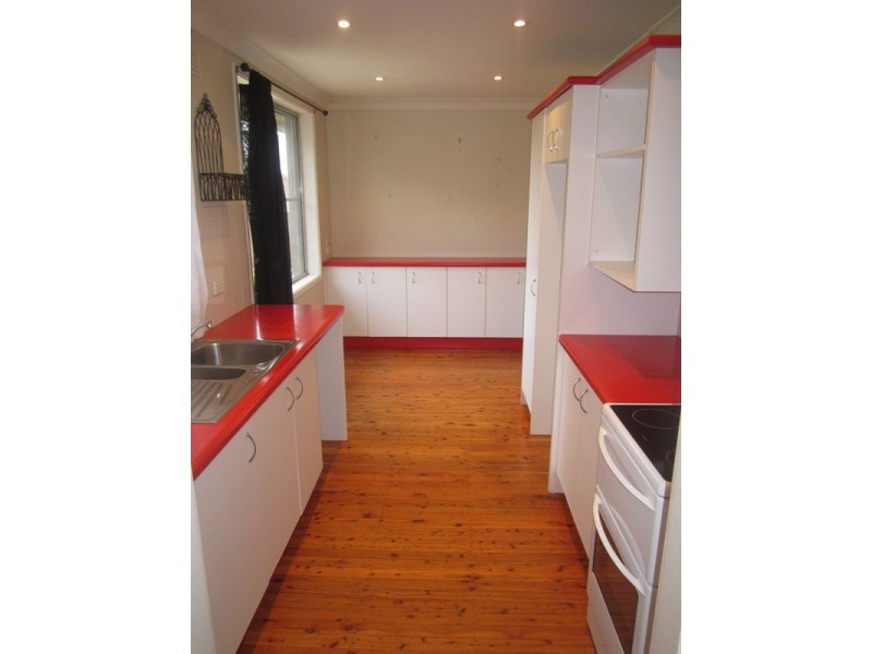 17 Kurrajong Avenue, Georges Hall NSW 2198