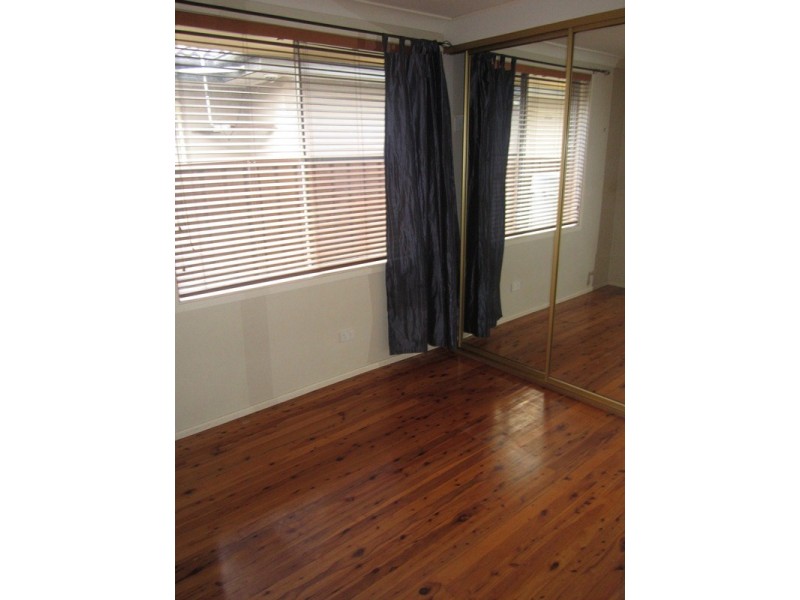 17 Kurrajong Avenue, Georges Hall NSW 2198