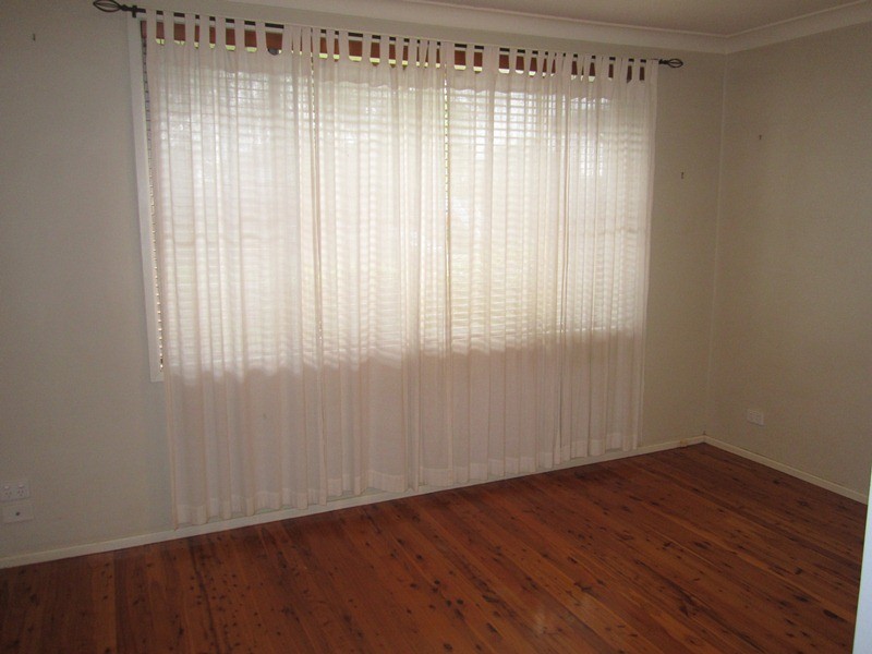 17 Kurrajong Avenue, Georges Hall NSW 2198