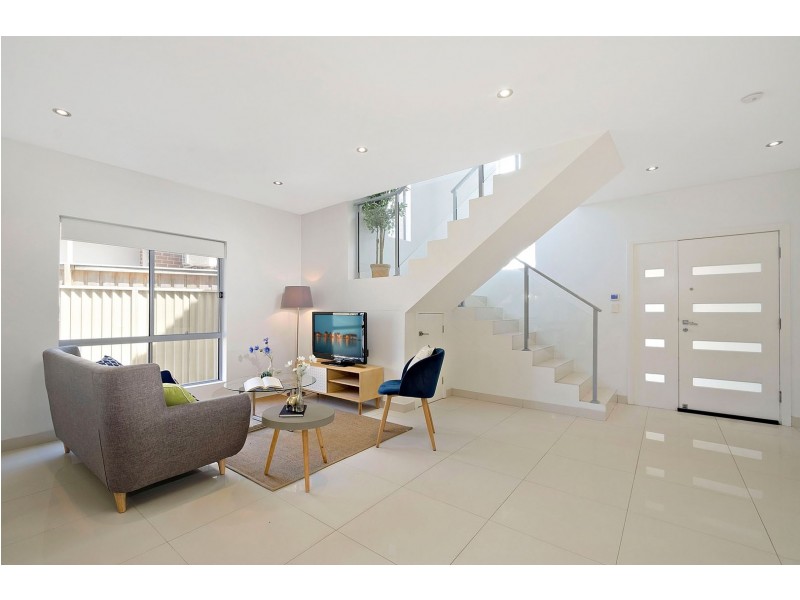 43 Cleary Avenue, Belmore NSW 2192