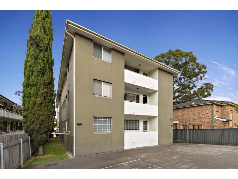 5/13 Queensborough Road, Croydon Park NSW 2133