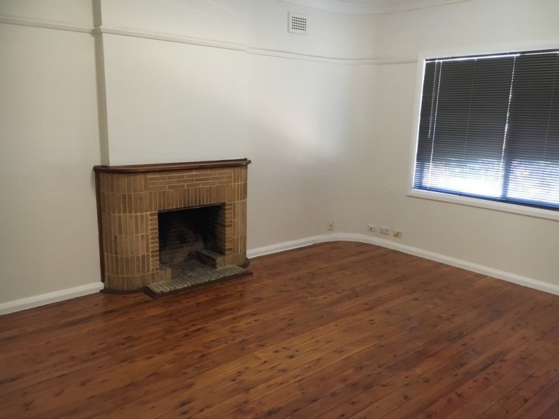 28 Walsh Avenue, Croydon Park NSW 2133