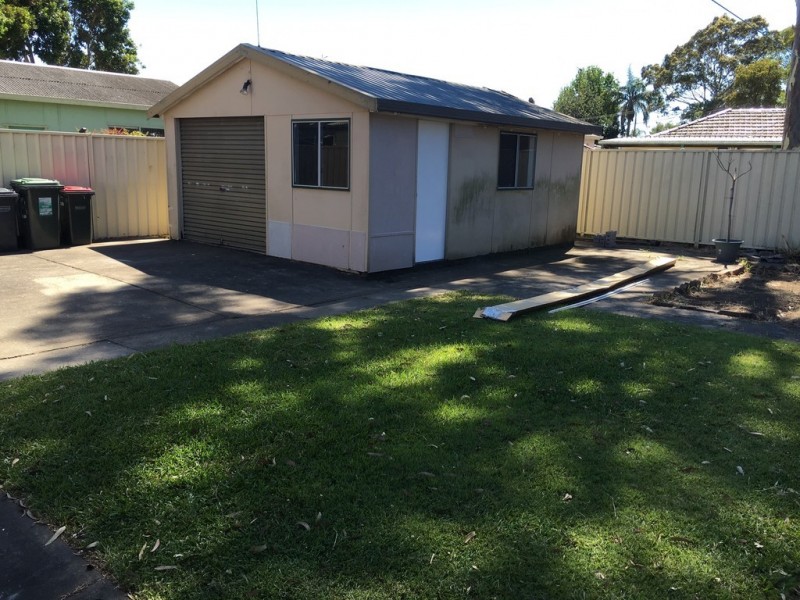 28 Walsh Avenue, Croydon Park NSW 2133