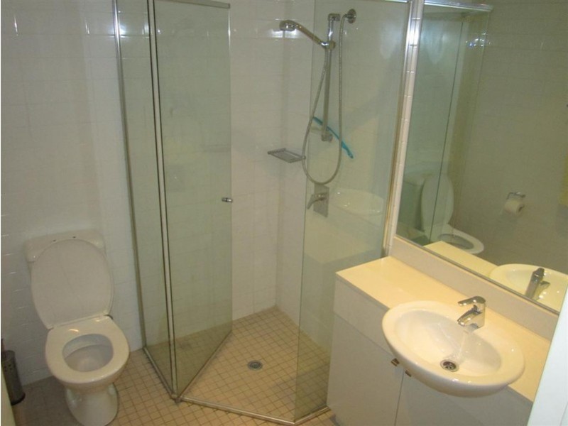 125/25 Bennelong Parkway, Wentworth Point NSW 2127