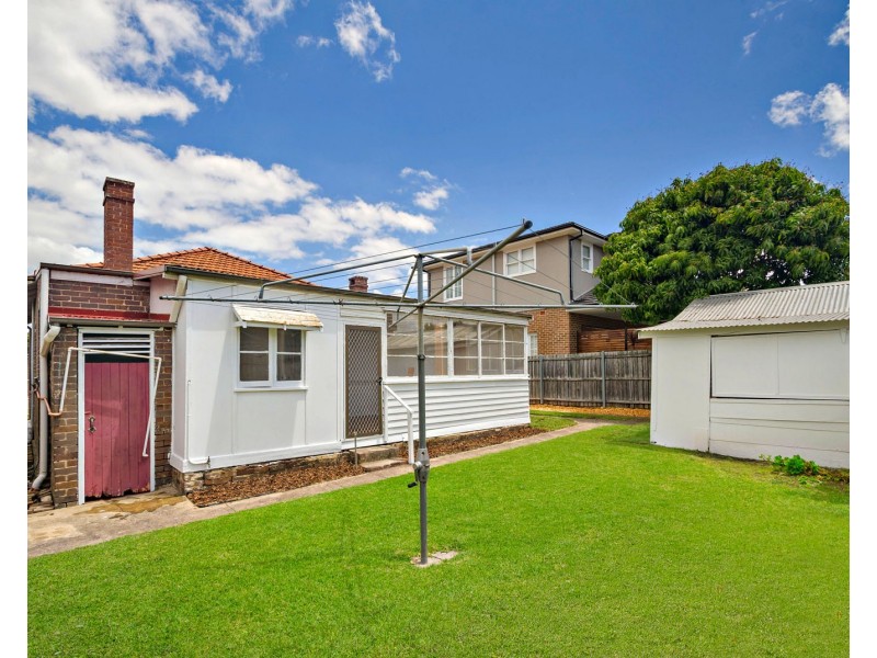24 Wynnstay Avenue, Enfield NSW 2136