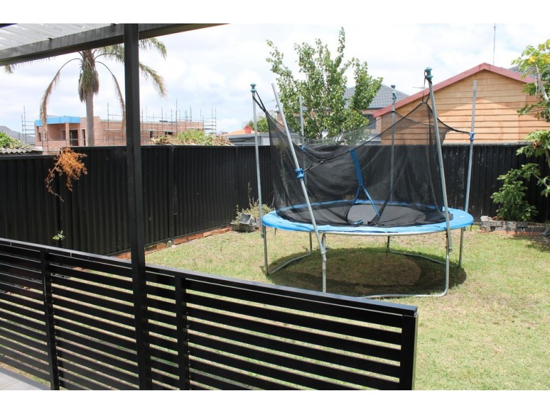 172 Juno Parade, Greenacre NSW 2190