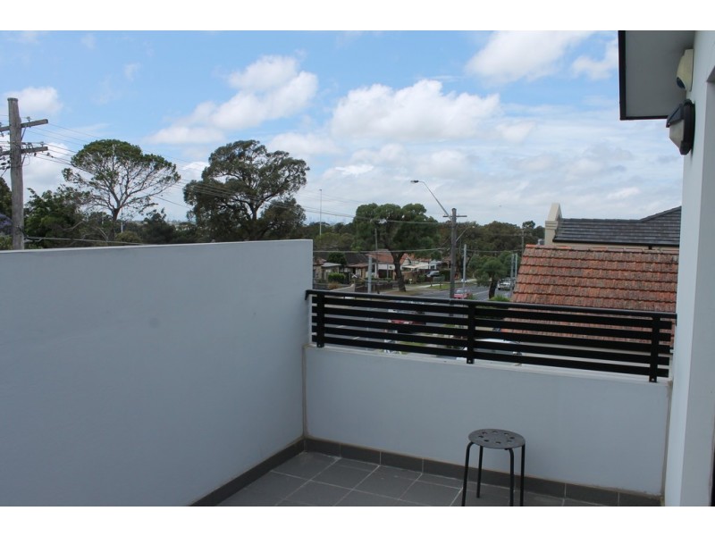 172 Juno Parade, Greenacre NSW 2190