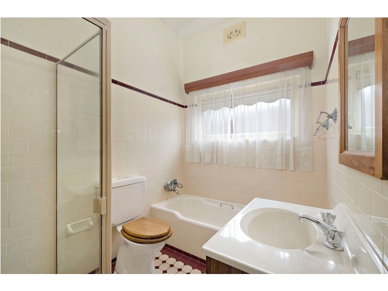 52 Permanent Avenue, Earlwood NSW 2206