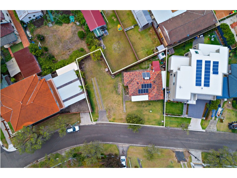 12 Parkview Avenue, Belfield NSW 2191