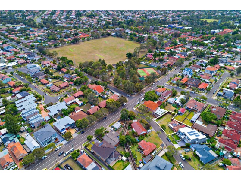 12 Parkview Avenue, Belfield NSW 2191