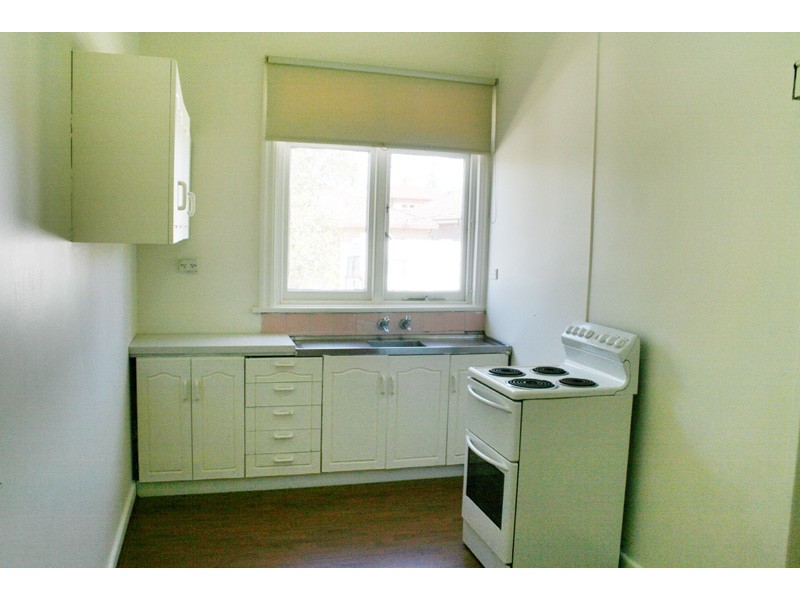 2/17 Boronia Avenue, Burwood NSW 2134