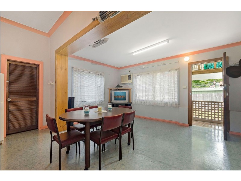 15 Wynnstay Avenue, Enfield NSW 2136