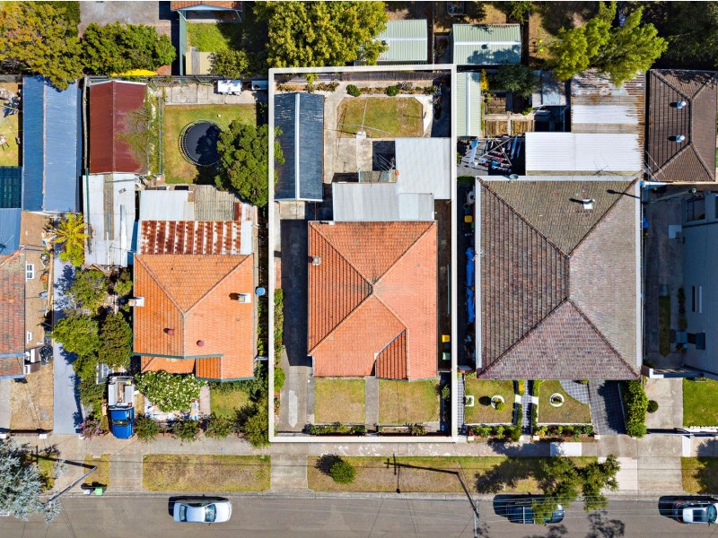 15 Wynnstay Avenue, Enfield NSW 2136