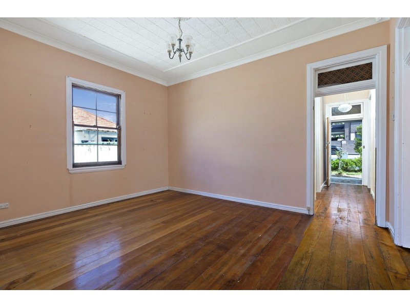 22 Waratah Street, Croydon Park NSW 2133