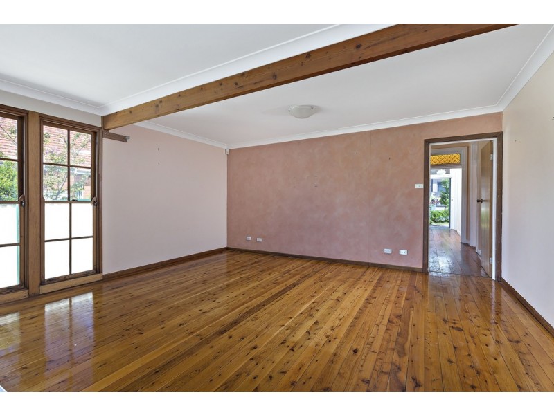 22 Waratah Street, Croydon Park NSW 2133