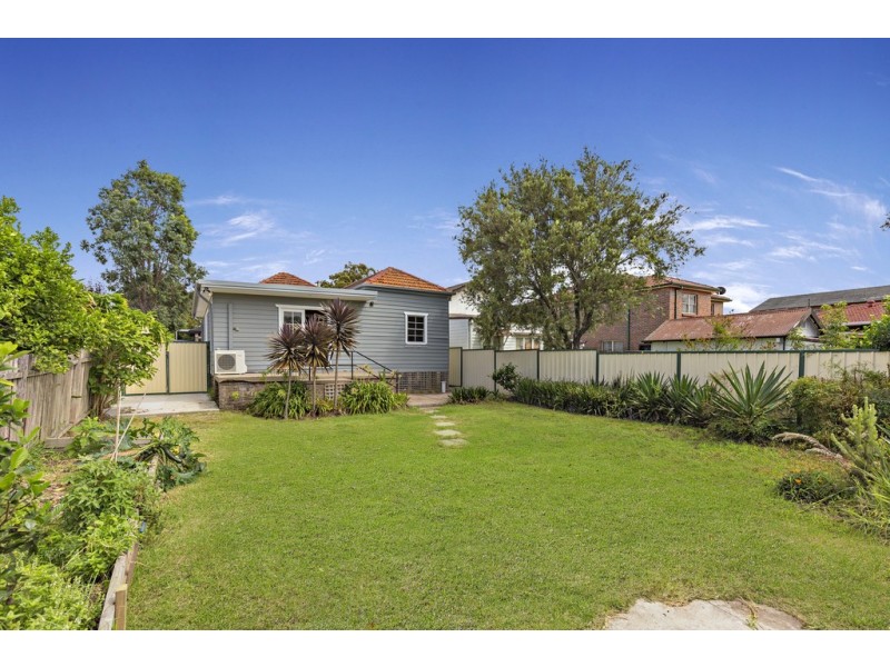 22 Waratah Street, Croydon Park NSW 2133