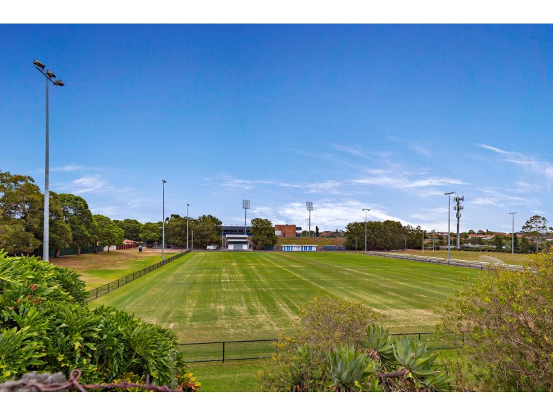 1 Thorncraft Parade, Campsie NSW 2194