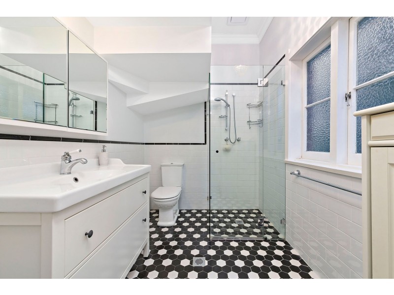 14 Holmwood Avenue, Strathfield South NSW 2136