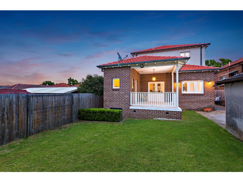 14 Holmwood Avenue, Strathfield South NSW 2136