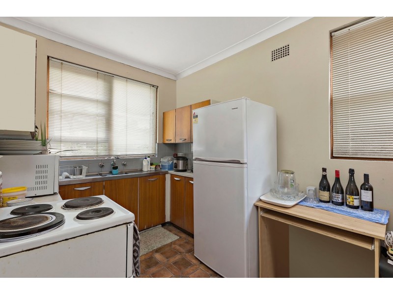 2/28 Alt Street, Ashfield NSW 2131