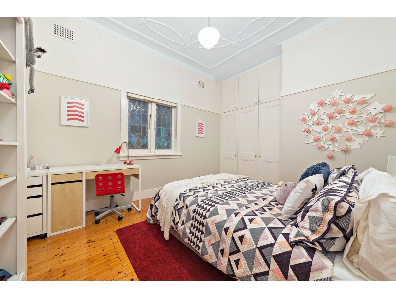 4 Holwood Avenue, Ashfield NSW 2131