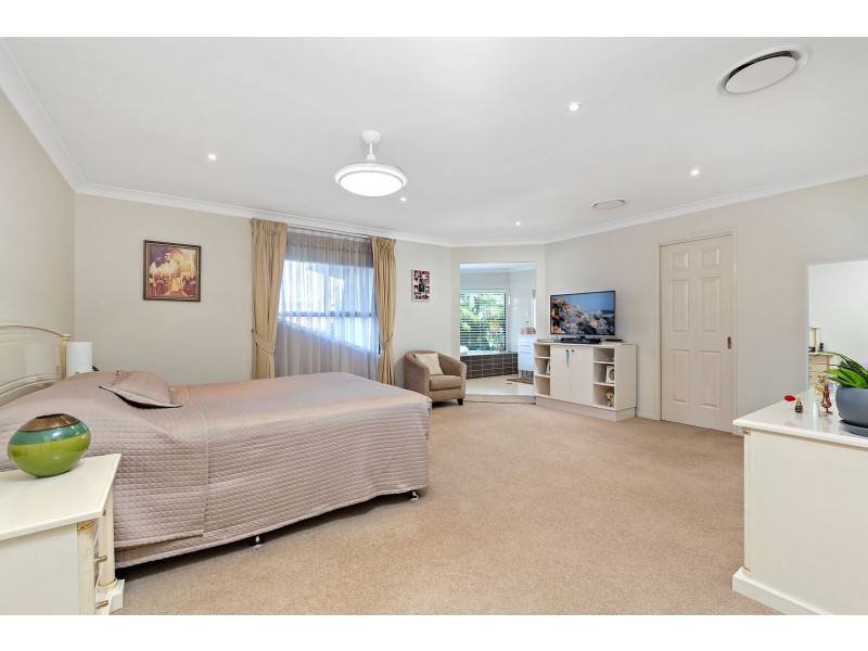 2 Allambee Crescent, Beverly Hills NSW 2209