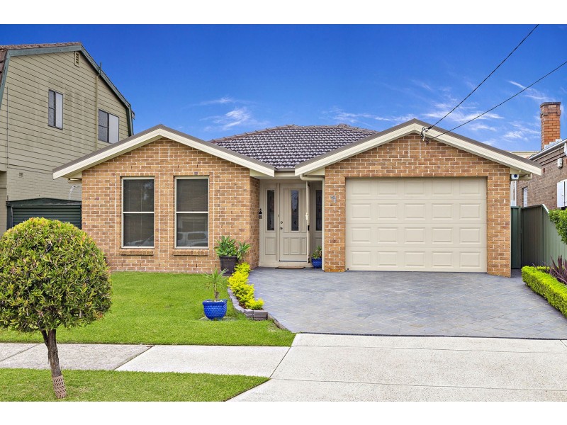 11 Avoca Avenue, Belfield NSW 2191