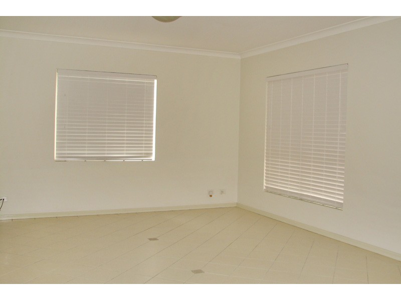 52 Denman Road, Georges Hall NSW 2198