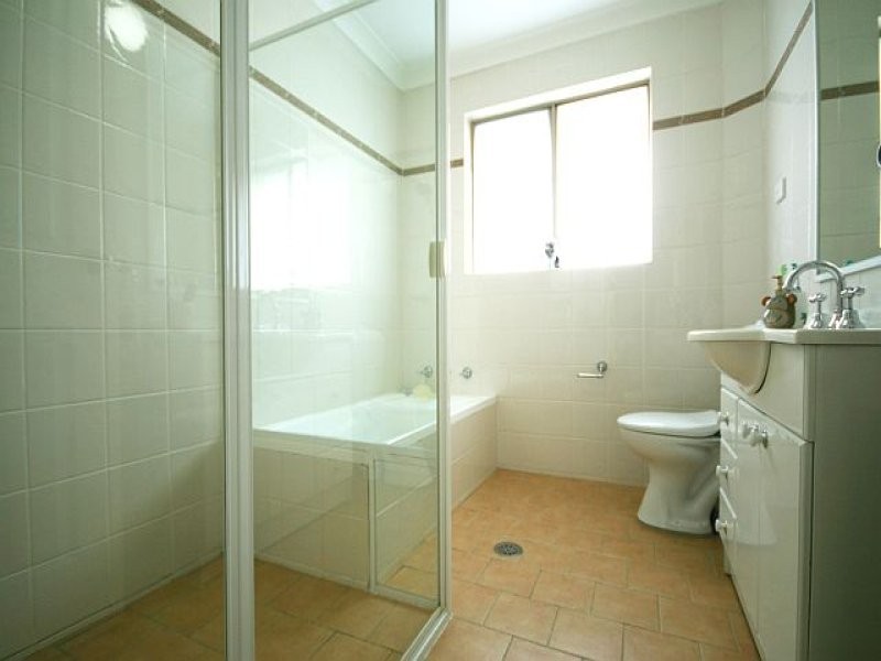 52 Denman Road, Georges Hall NSW 2198