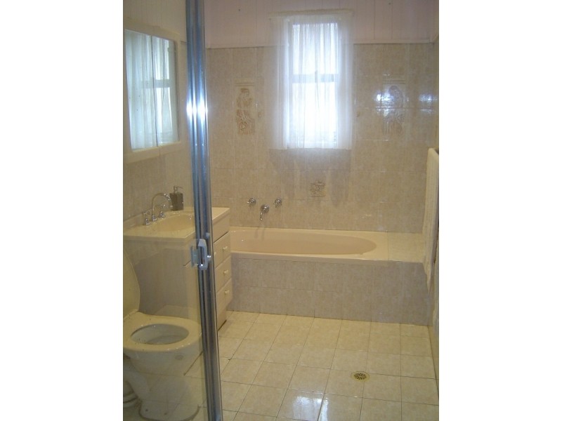 23 Lyon Avenue, Punchbowl NSW 2196