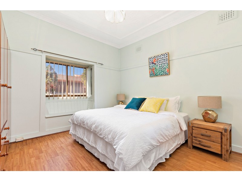 60 Benaroon Road, Lakemba NSW 2195